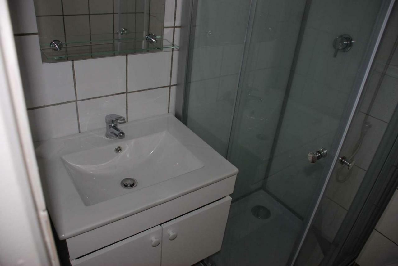 Quartier Pavillonnaire Apartment Rosny-sous-Bois Luaran gambar